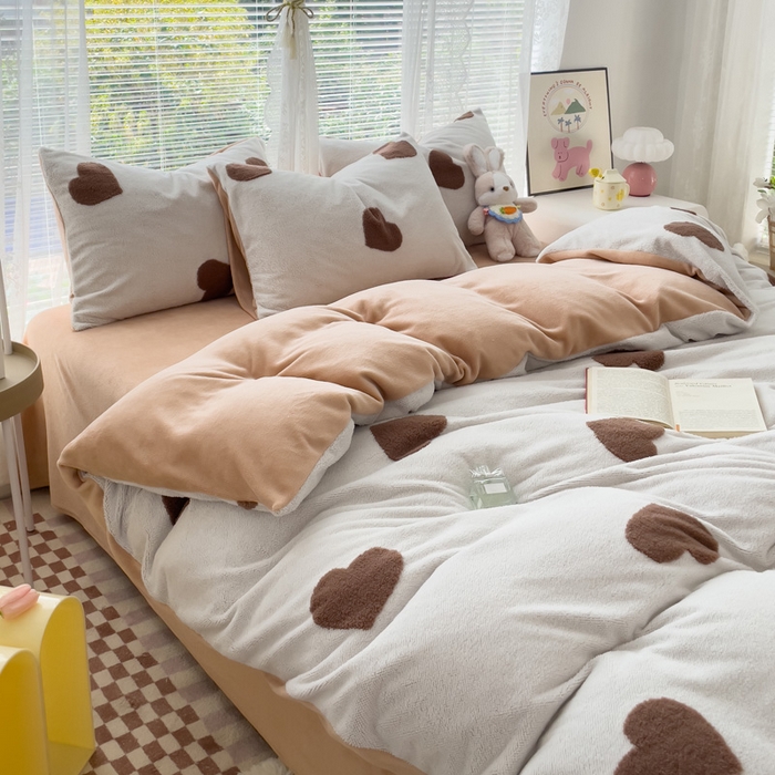 91家纺网 家纺一手货源 找家纺 蝶帕家纺 2024新款阳离子提花舒棉绒四件套 心动-咖