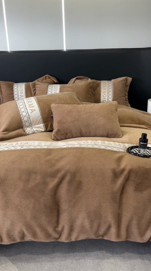 91家纺网 家纺一手货源 找家纺 （总）安莱生活 2024新款弧貂绒皮草四件套