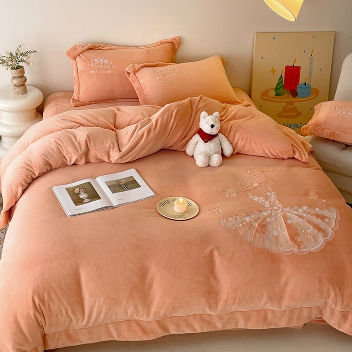 91家纺网 家纺一手货源 找家纺 新方向 2025新款全消光A类牛奶绒四件套-公主请开心 公主请开心-桃玉