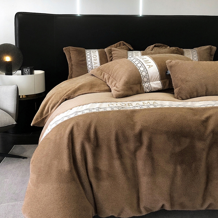 91家纺网 家纺一手货源 找家纺 （总）安莱生活 2024新款弧貂绒皮草四件套