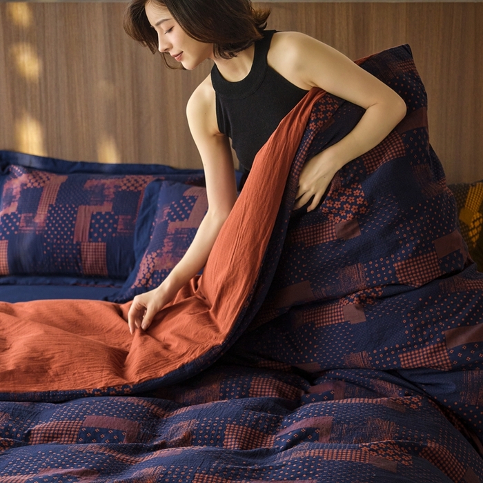 91家纺网 家纺一手货源 找家纺 安莱生活 2024新款全棉纯棉A类母婴双层纱纱布压线飞边款四件套 西雅图-红蓝