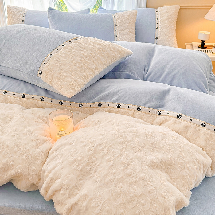 91家纺网 家纺一手货源 找家纺 （总）安莱生活 2024新款优雅獭兔牛奶绒刺绣工艺款四件套 暖暖恋-风格一