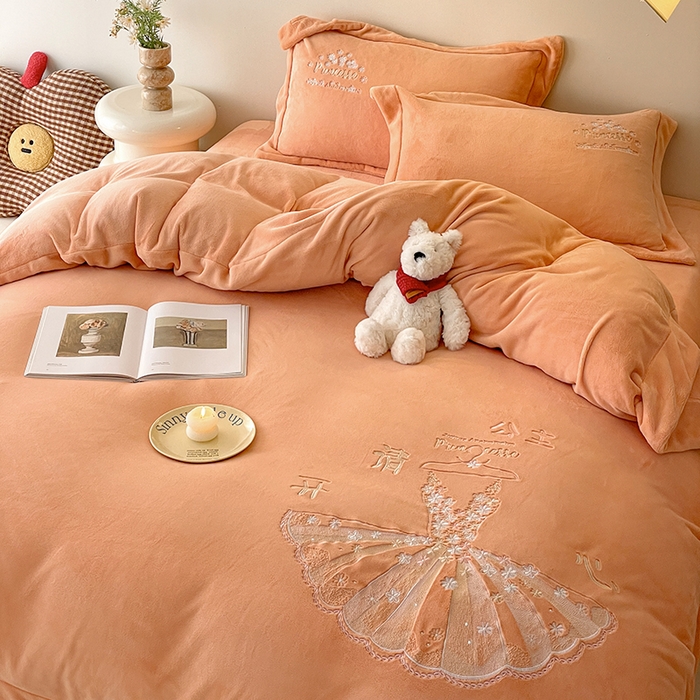 91家纺网 家纺一手货源 找家纺 新方向 2025新款全消光A类牛奶绒四件套-公主请开心 公主请开心-桃玉