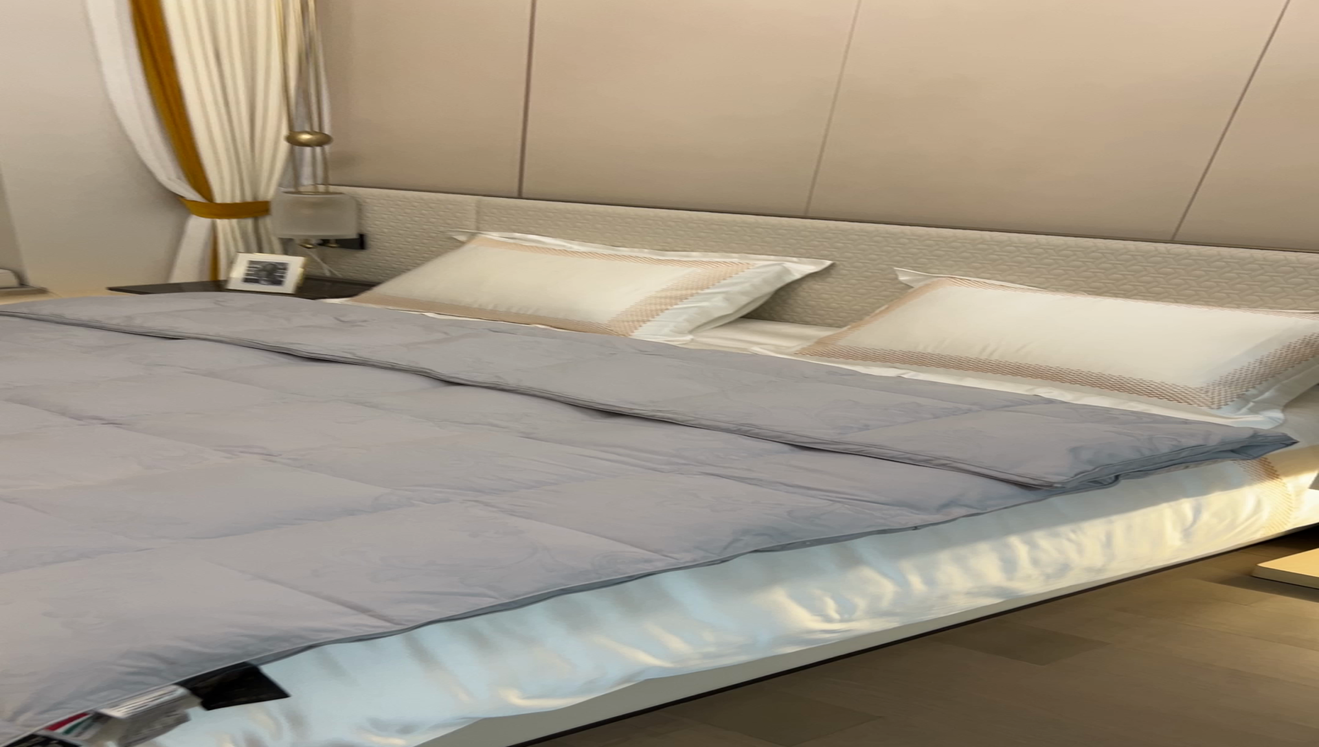 91家纺网 家纺一手货源 找家纺 静若居 2024新款双层大提花羽绒被壳不跑绒自充绒羽绒被壳厂家直销 双层凤尾灰色1