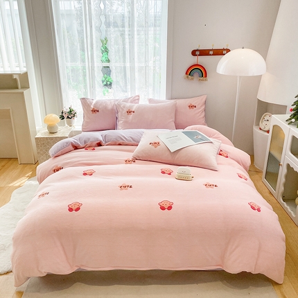 眷恋家纺 2025新款牛奶绒毛巾绣四件套 卡比-浅粉+浅紫