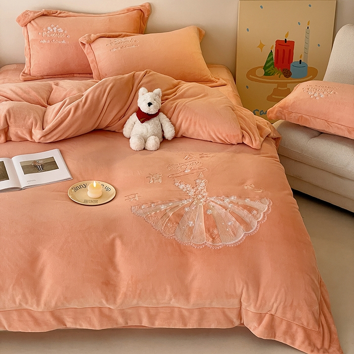 91家纺网 家纺一手货源 找家纺 新方向 2025新款全消光A类牛奶绒四件套-公主请开心 公主请开心-桃玉