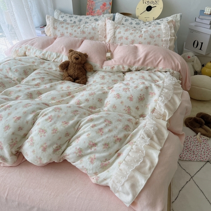 山茶家纺 2024新款碎花花边牛奶绒四件套 花语-粉-蕾丝花边