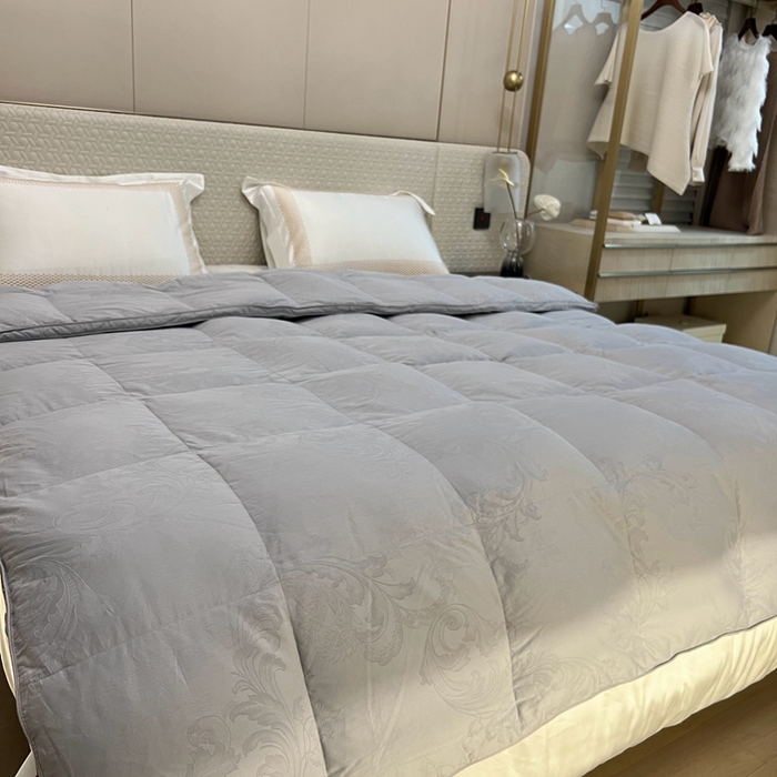 91家纺网 家纺一手货源 找家纺 静若居 2024新款双层大提花羽绒被壳不跑绒自充绒羽绒被壳厂家直销 双层凤尾灰色1