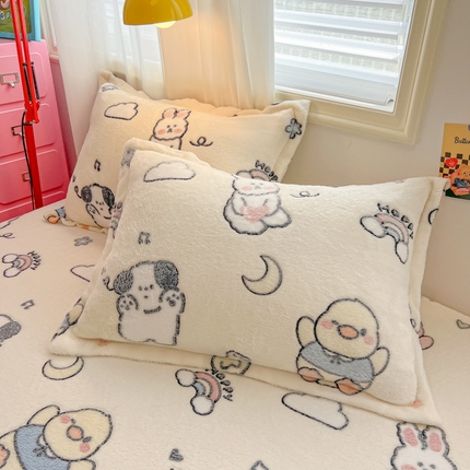 91家纺网 家纺一手货源 找家纺 韩巢家纺 2024新款雪花绒枕套一对装 小伙伴