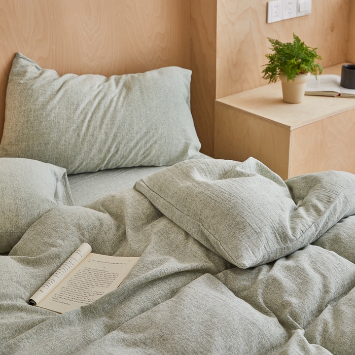 91家纺网 家纺一手货源 找家纺 淑女公社家纺 2024秋冬新款缎染双层纱四件套 松石绿