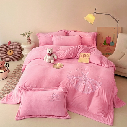 新方向 2025新款全消光A类牛奶绒四件套-公主请开心 公主请开心-公主粉