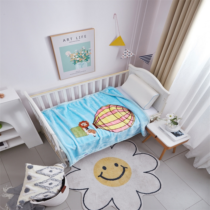 91家纺网 家纺一手货源 找家纺 凯轩毛毛毯毯子网销专供 2024新款加厚保暖儿童印花云毛毯毯子系列 气球 狗