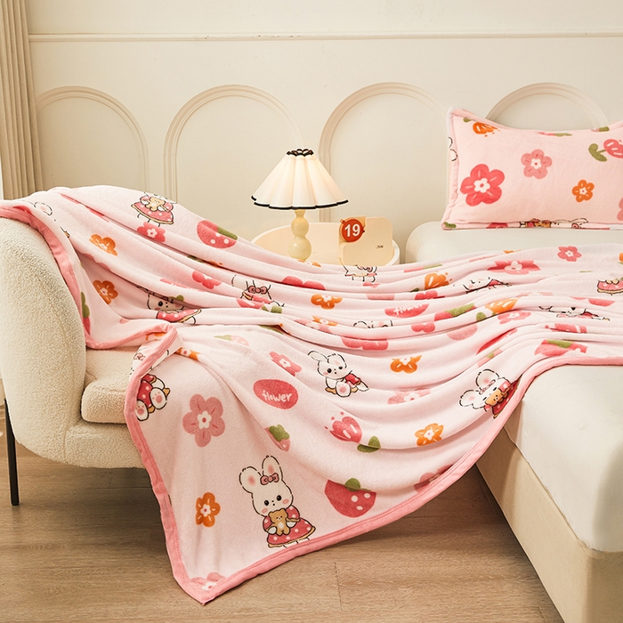 91家纺网 家纺一手货源 找家纺 千荨 2024新款多功能牛奶绒毛毯 萌兔粉