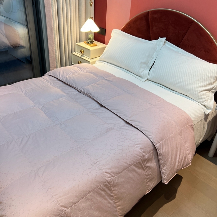 91家纺网 家纺一手货源 找家纺 静若居 2024新款方格提花双层羽绒被壳爆款推荐羽绒被壳厂家直销 西西里豆沙色1