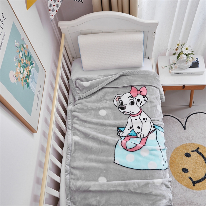 91家纺网 家纺一手货源 找家纺 （总）凯轩毛毛毯毯子网销专供 2024新款加厚保暖儿童印花云毛毯毯子系列