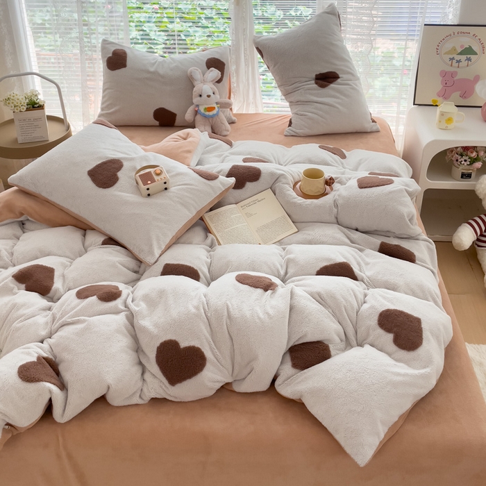 91家纺网 家纺一手货源 找家纺 蝶帕家纺 2024新款阳离子提花舒棉绒四件套 心动-咖