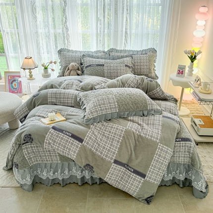 91家纺网 家纺一手货源 找家纺 浩浩家纺 2024新款牛奶绒床盖四件套 灰色方格