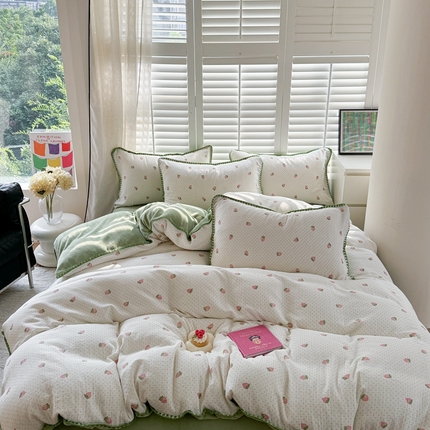 眠屿家纺 2024新款全棉皱皱纱牛奶绒四件套 点点草莓