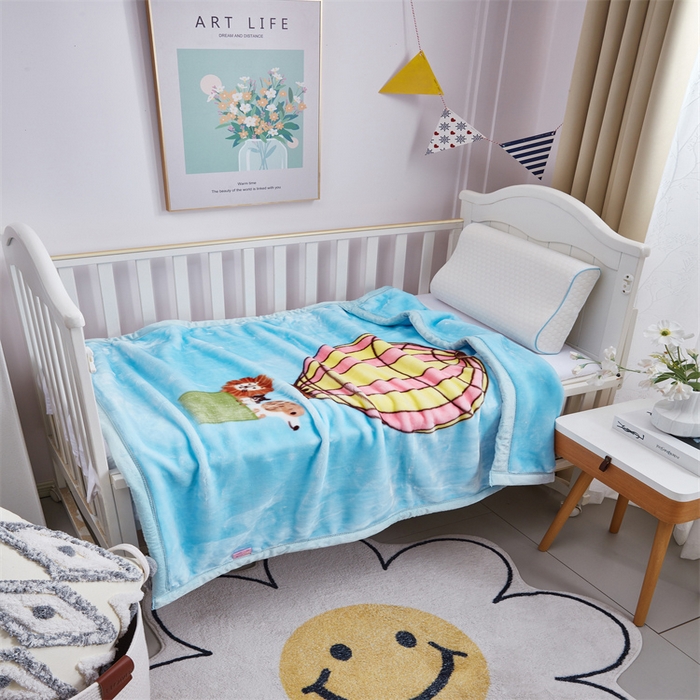 91家纺网 家纺一手货源 找家纺 凯轩毛毛毯毯子网销专供 2024新款加厚保暖儿童印花云毛毯毯子系列 气球 狗