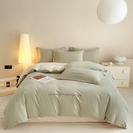 91家纺网 家纺一手货源 找家纺 典曼家纺 2024新款A类简约轻奢款磨毛绣花四件套 烟波绿