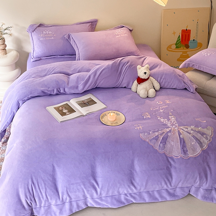91家纺网 家纺一手货源 找家纺 新方向 2025新款全消光A类牛奶绒四件套-公主请开心 公主请开心-莫奈紫