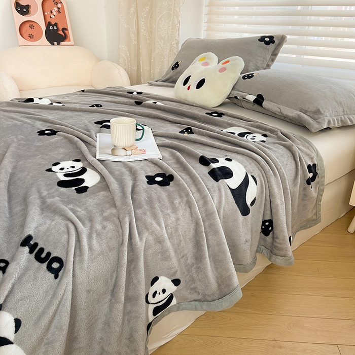 91家纺网 家纺一手货源 找家纺 千荨 2024新款多功能牛奶绒毛毯 花花果赖