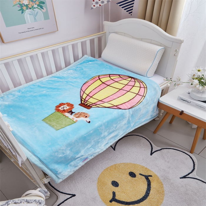 91家纺网 家纺一手货源 找家纺 凯轩毛毛毯毯子网销专供 2024新款加厚保暖儿童印花云毛毯毯子系列 气球 狗