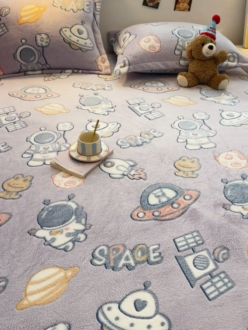 91家纺网 家纺一手货源 找家纺 韩巢家纺 2024新款雪花绒枕套一对装 星际穿越