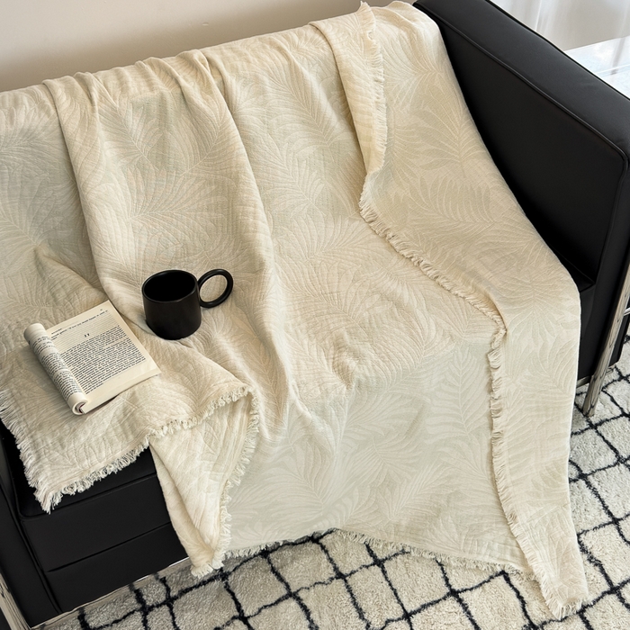 91家纺网 家纺一手货源 找家纺 淑女公社家纺 2024新款色织全棉双股提花流苏盖毯  雾绿