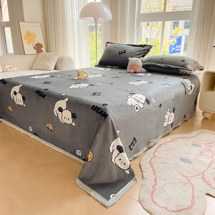 91家纺网 家纺一手货源 找家纺 千荨 2024新款多功能牛奶绒毛毯 玩具狗