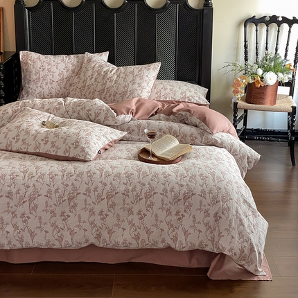 91家纺网 家纺一手货源 找家纺 （总）宜代光年 2025新款60s全棉水洗色织提花磨毛四件套,执笔水墨-灰,红木林-深灰,言柒-暖橘,云树-灰,执笔水墨-咖,红木林-森林绿,云树-森林绿