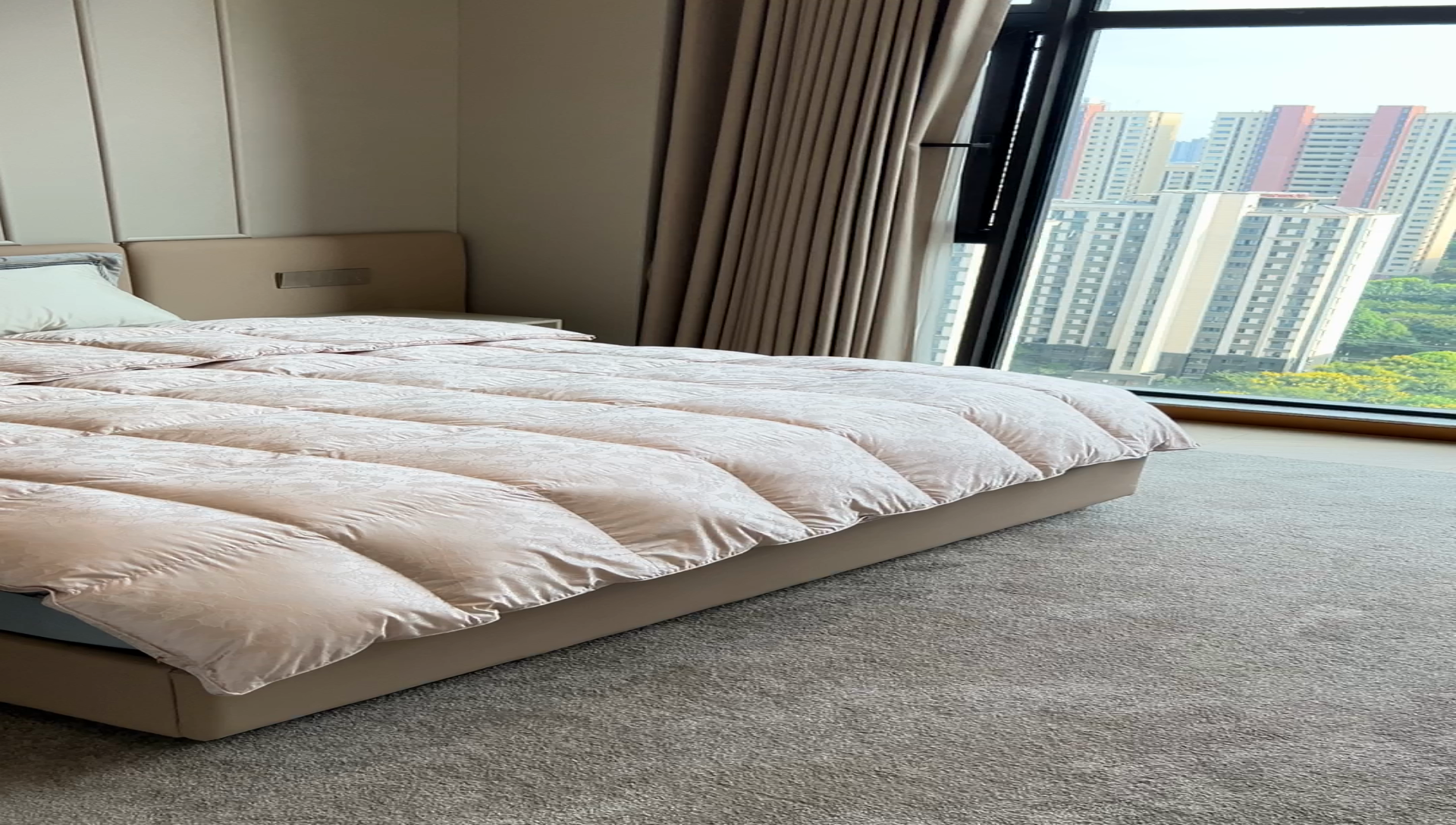 91家纺网 家纺一手货源 找家纺 静若居 2024新款高精密真丝提花羽绒被壳婚庆款羽绒被壳厂家 豆沙粉1