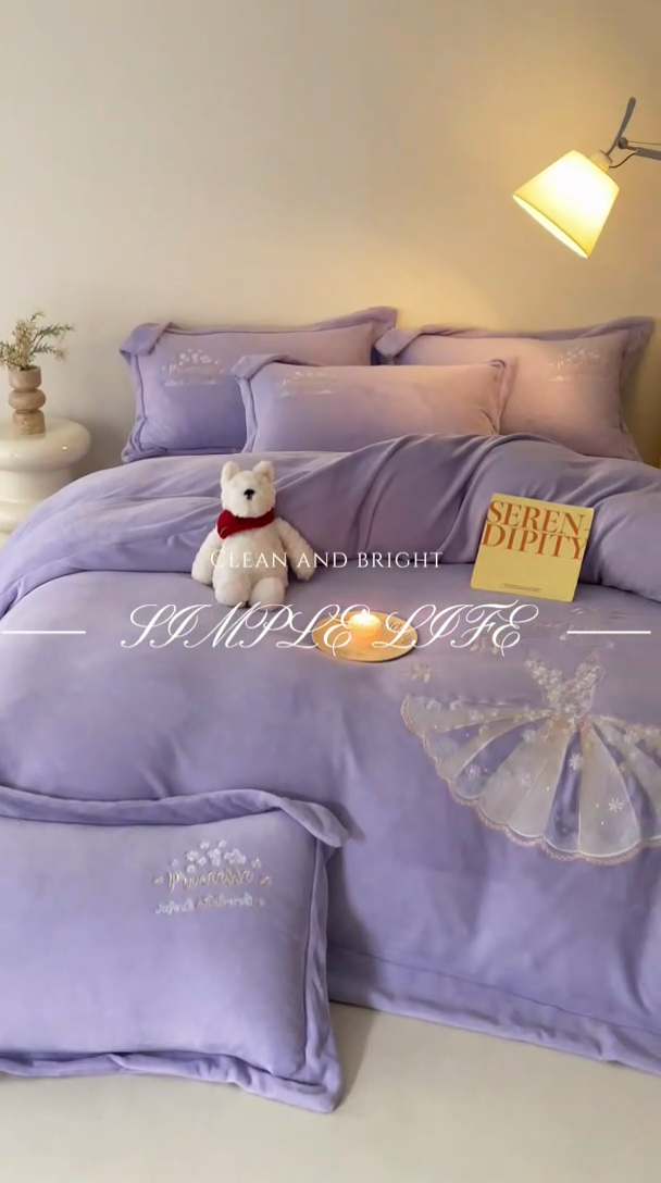 91家纺网 家纺一手货源 找家纺 新方向 2025新款全消光A类牛奶绒四件套-公主请开心 公主请开心-莫奈紫