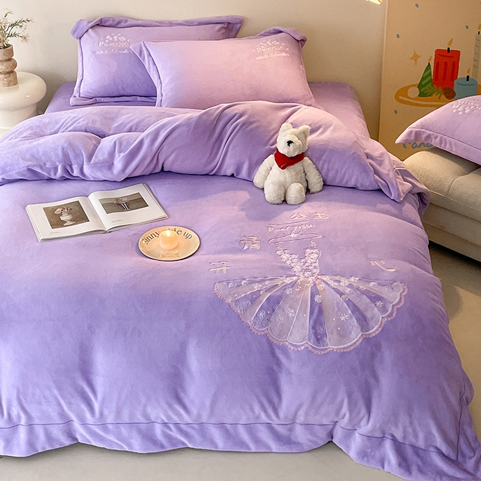 91家纺网 家纺一手货源 找家纺 新方向 2025新款全消光A类牛奶绒四件套-公主请开心 公主请开心-莫奈紫