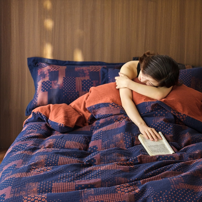 91家纺网 家纺一手货源 找家纺 安莱生活 2024新款全棉纯棉A类母婴双层纱纱布压线飞边款四件套 西雅图-红蓝