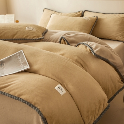 91家纺网 家纺一手货源 找家纺 （总）麦空家居 2025新款220克高克重牛奶绒包边四件套-晴天