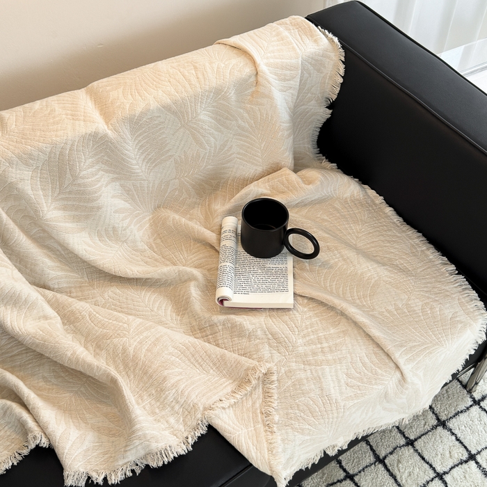 91家纺网 家纺一手货源 找家纺 淑女公社家纺 2024新款色织全棉双股提花流苏盖毯 雾咖