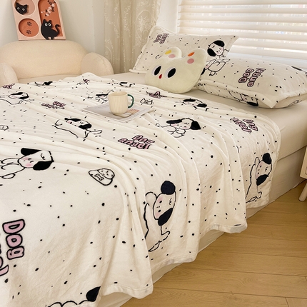 91家纺网 家纺一手货源 找家纺 （总）千荨 2024新款宽抽条跨境高克重兔兔毛绒毛毯