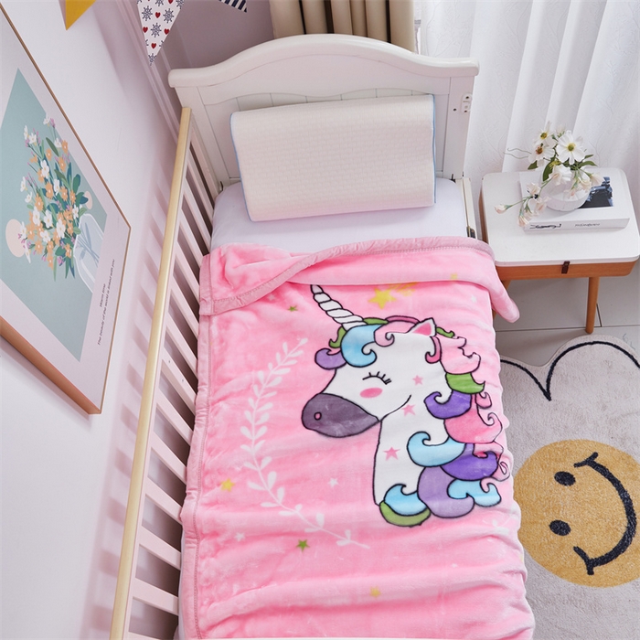 91家纺网 家纺一手货源 找家纺 凯轩毛毛毯毯子网销专供 2024新款加厚保暖儿童印花云毛毯毯子系列 马卡龙  粉