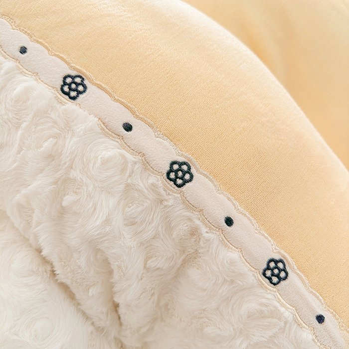 91家纺网 家纺一手货源 找家纺 安莱生活 2024新款优雅獭兔牛奶绒刺绣工艺款四件套 暖暖恋-风格一 玫瑰金