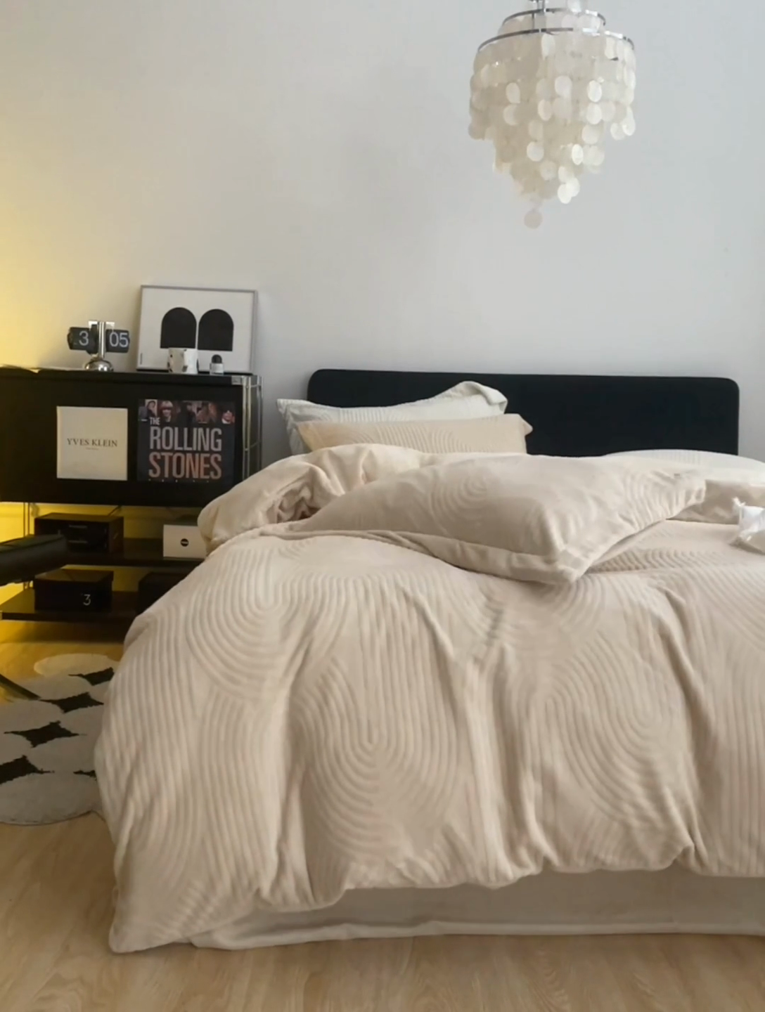 91家纺网 家纺一手货源 找家纺 安莱生活 2024新款牛奶绒提花烂花年纪系列四件套-风格一 年纪-杏