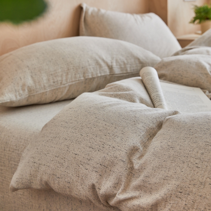 91家纺网 家纺一手货源 找家纺 淑女公社家纺 2024秋冬新款缎染双层纱四件套 素描白