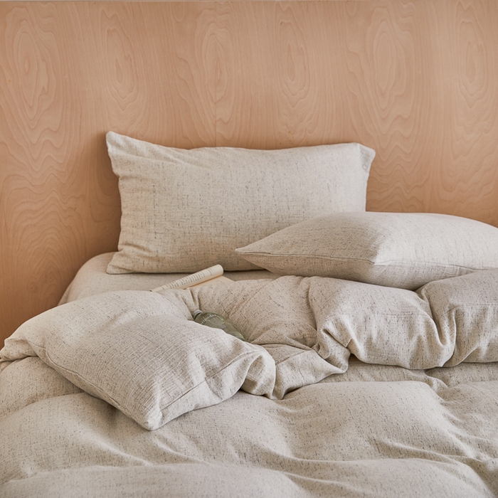 91家纺网 家纺一手货源 找家纺 淑女公社家纺 2024秋冬新款缎染双层纱四件套 素描白