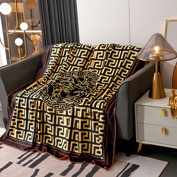 91家纺网 家纺一手货源 找家纺 爵仕 2024高档锦狐绒毛毯复合毯奢华复古绒毯爱马风格 黑范思哲