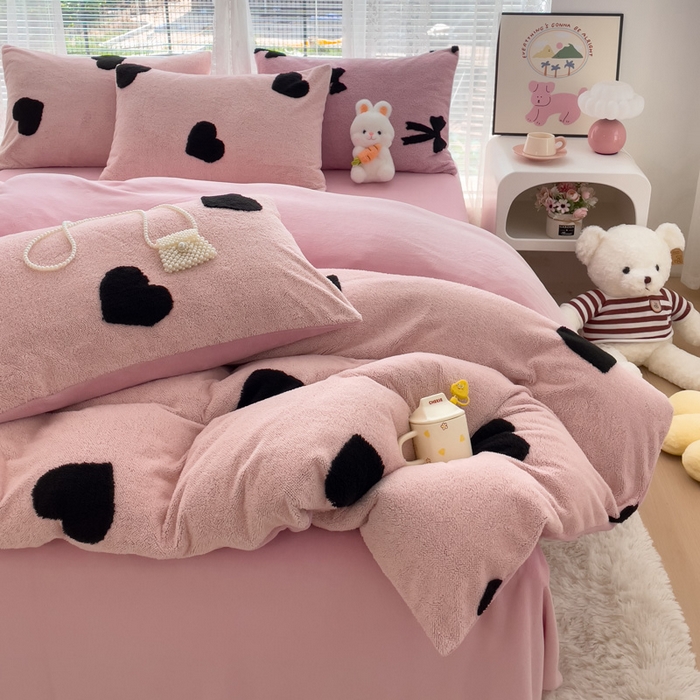 91家纺网 家纺一手货源 找家纺 蝶帕家纺 2024新款阳离子提花舒棉绒四件套 心动-粉