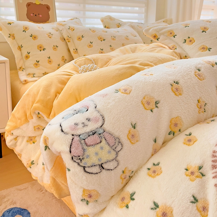 91家纺网 家纺一手货源 找家纺 2024新款加厚雪花绒印花单件被套-风格二（提供卖家秀 ） 田园兔(黄)