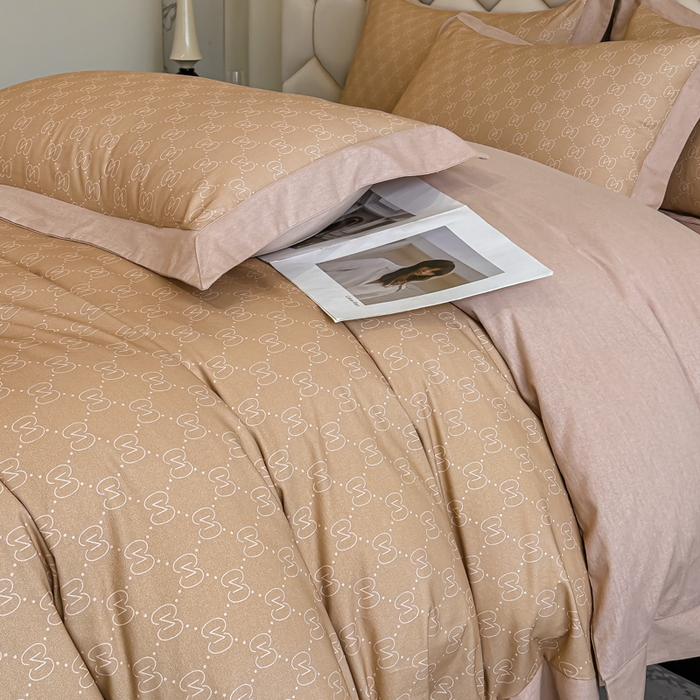 91家纺网 家纺一手货源 找家纺 雲归梦 2024新款全棉纯棉轻奢加厚磨毛拼角工艺四件套 罗拉-香槟金