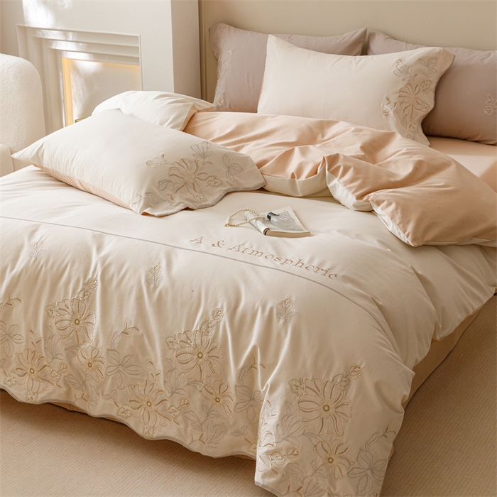 91家纺网 家纺一手货源 找家纺 艾莱家纺 2024新款A类新疆长绒棉加厚柔顺磨毛四件套-花开烂漫 花开烂漫-白鹭