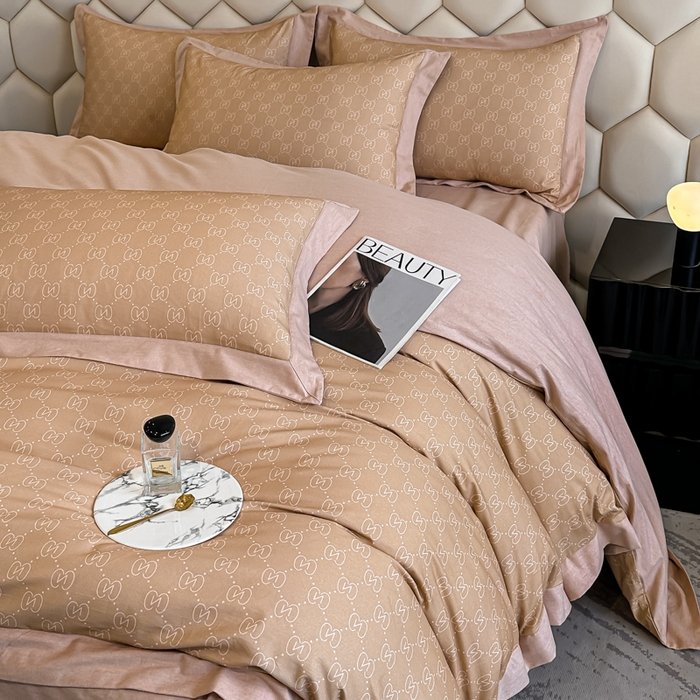 91家纺网 家纺一手货源 找家纺 雲归梦 2024新款全棉纯棉轻奢加厚磨毛拼角工艺四件套 罗拉-香槟金