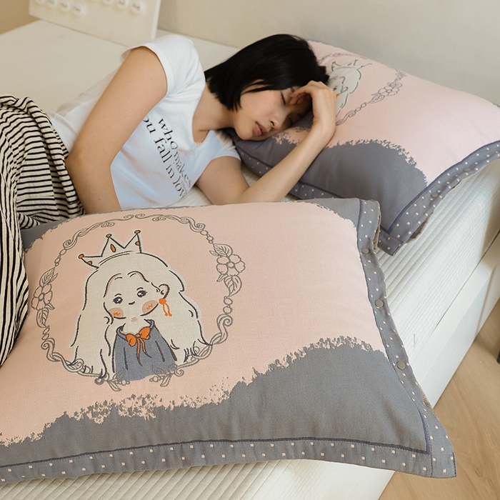 91家纺网 家纺一手货源 找家纺 2024新款全棉四层纱布枕套一对装纽扣款枕套 公主日记